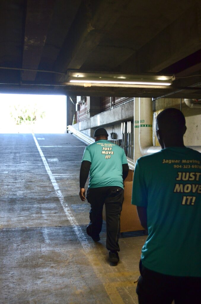 Professional commercial moving near me in Jacksonville, FL with expert crews